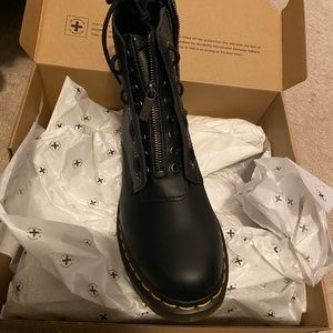 dr martens zip up boots